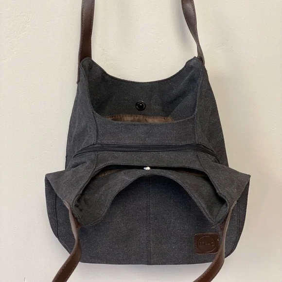 Brand NEW Canvas Hobo Bag in ~Black 🖤👜 - Picture 7 of 14